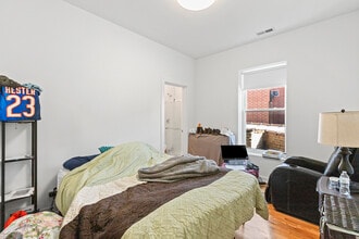 1636 N Western Ave, Unit 3 in Chicago, IL - Foto de edificio - Building Photo