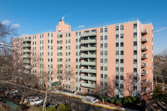 John F. Kennedy Arms in Elizabeth, NJ - Building Photo - Building Photo