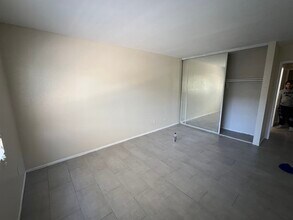 120 Avenida Las Brisas, Unit B in Oceanside, CA - Foto de edificio - Building Photo