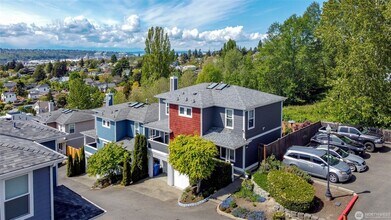 1858 S Bennett Dr in Seattle, WA - Building Photo - Building Photo