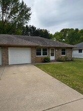 3138 Birchwood St in Stevensville, MI - Building Photo - Building Photo