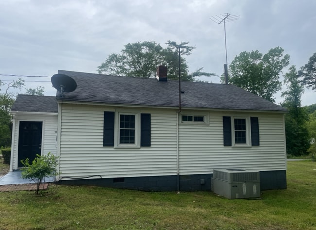 519 Moore Rd in Piedmont, SC - Building Photo - Building Photo