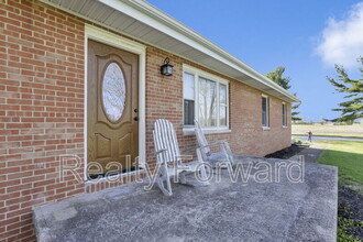 7974 Braun Rd in Groveport, OH - Building Photo - Building Photo