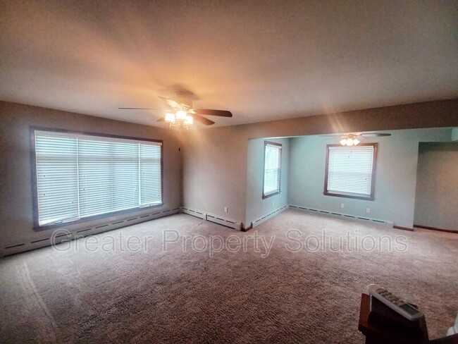 625 E South St in Crown Point, IN - Building Photo - Building Photo