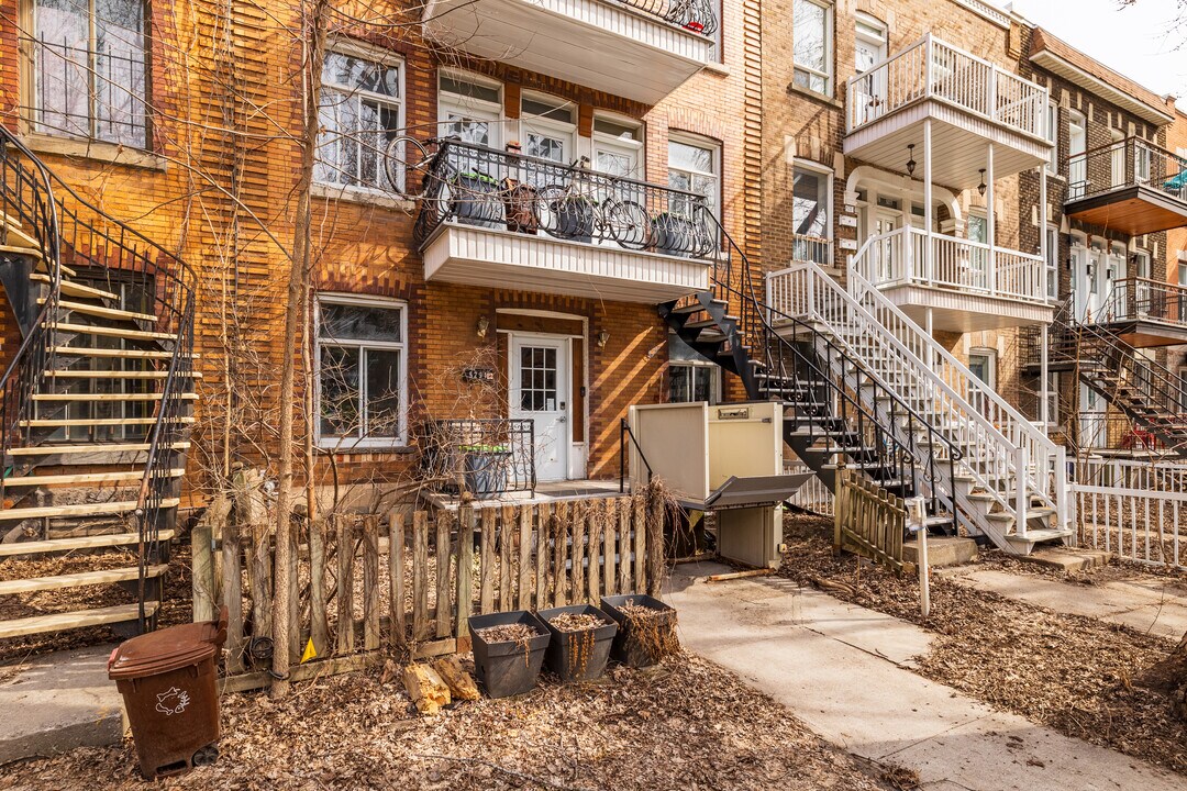 5291 De Lorimier Av in Montréal, QC - Building Photo