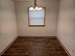 321 Elder St in Anderson, IN - Building Photo - Building Photo