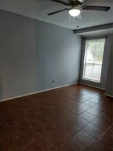 12615 Brookglade Cir in Houston, TX - Building Photo - Building Photo
