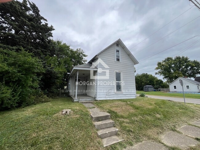 property at 1924 S Gharkey St