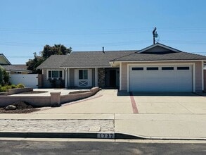 1737 Wolverton Ave in Camarillo, CA - Building Photo - Building Photo