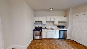 692 Columbia Rd in Boston, MA - Building Photo