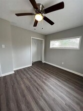 1418 2nd Ave N in Texas City, TX - Building Photo - Building Photo