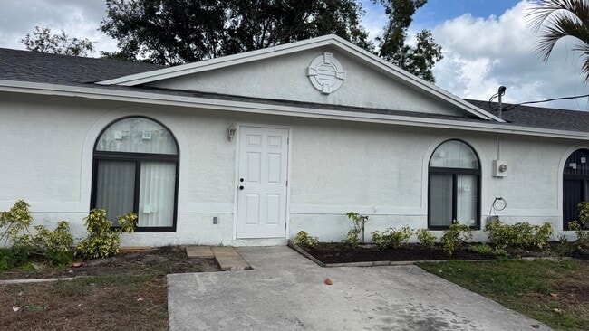 property at 5045 SE Primrose Way