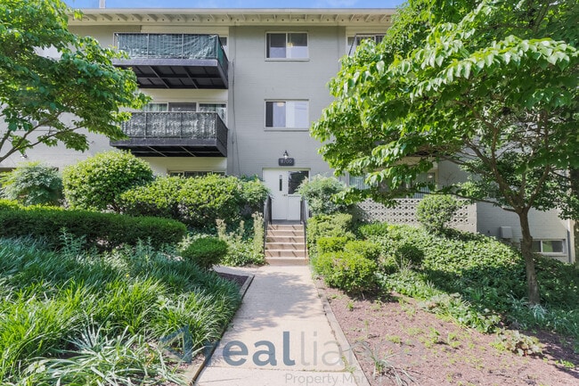 property at 8700 Manchester Rd