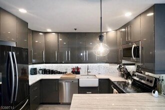 415 Newark St. in Hoboken, NJ - Building Photo - Building Photo