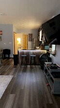 1033 Coops Rd in Newport, TN - Foto de edificio - Building Photo