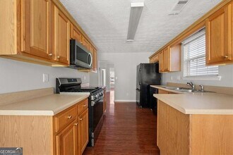 1424 Gates Cir SE in Atlanta, GA - Building Photo - Building Photo