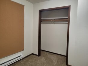 2240 West Ave S in La crosse, WI - Building Photo - Building Photo