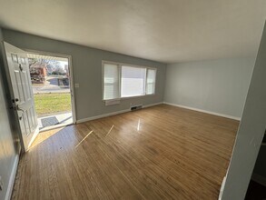 3428 Fern Lea Rd in Louisville, KY - Building Photo - Building Photo