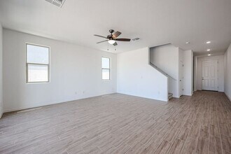 10321 S 55th Dr in Phoenix, AZ - Building Photo - Building Photo