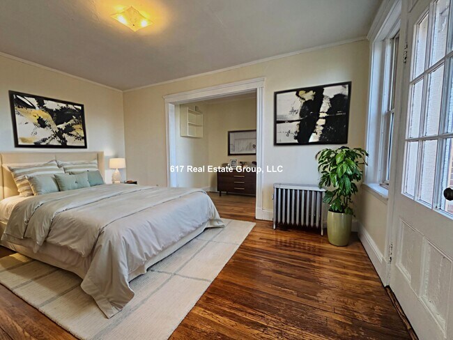 28 Quint Ave in Boston, MA - Building Photo - Building Photo