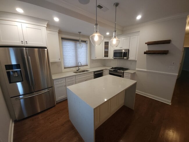 51 Iffley Rd, Unit 3