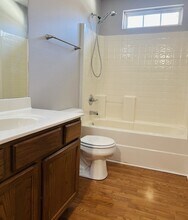1808 Lakewood Village Dr in Nashville, TN - Building Photo - Building Photo