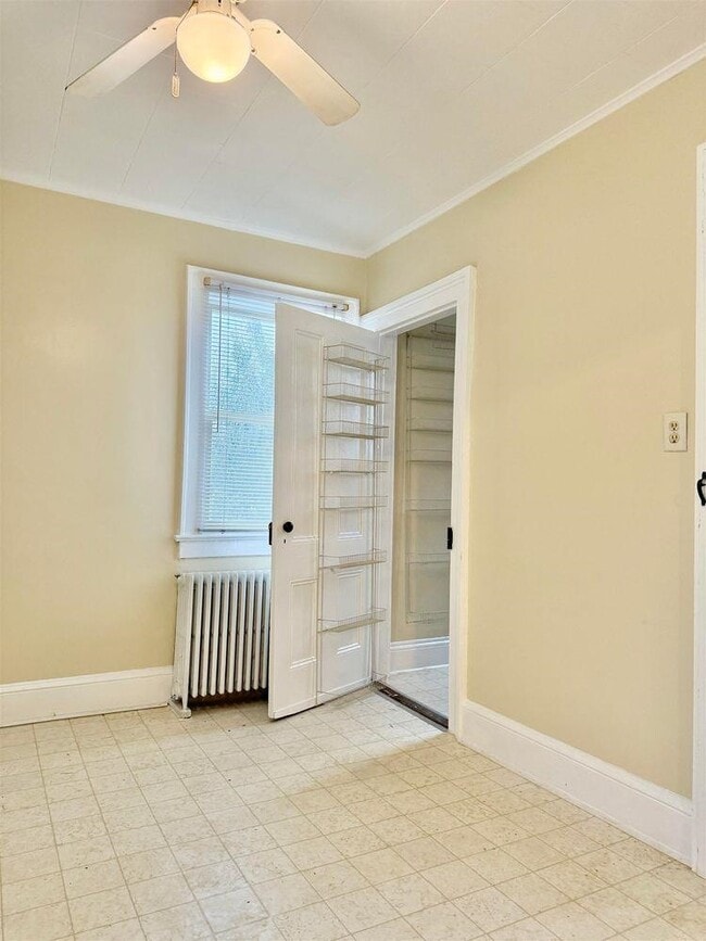 120 Grace St in Jersey City, NJ - Building Photo - Building Photo