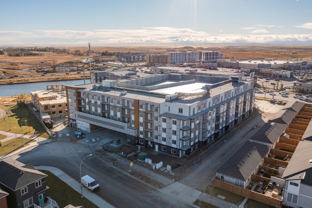 BLU at Belvedere in Calgary, AB - Building Photo