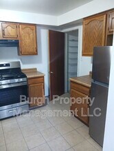 8614 Bricelyn St in Pittsburgh, PA - Building Photo - Building Photo