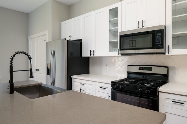 property at 417 Stonework Garden Ln