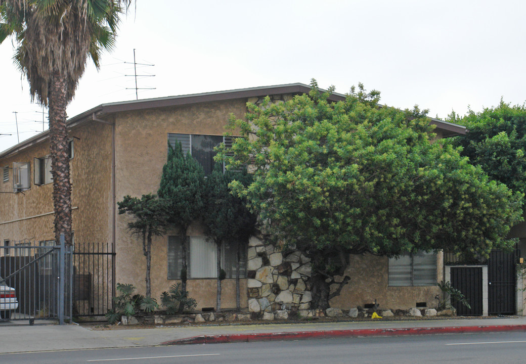 10014 Palms Blvd in Los Angeles, CA - Building Photo