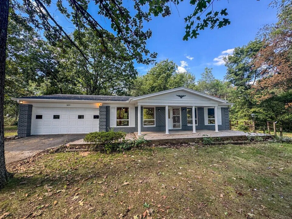 1677 N State Hwy CC in Nixa, MO - Building Photo