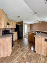 7405 New Church Cemetery Rd in Hearne, TX - Building Photo - Building Photo