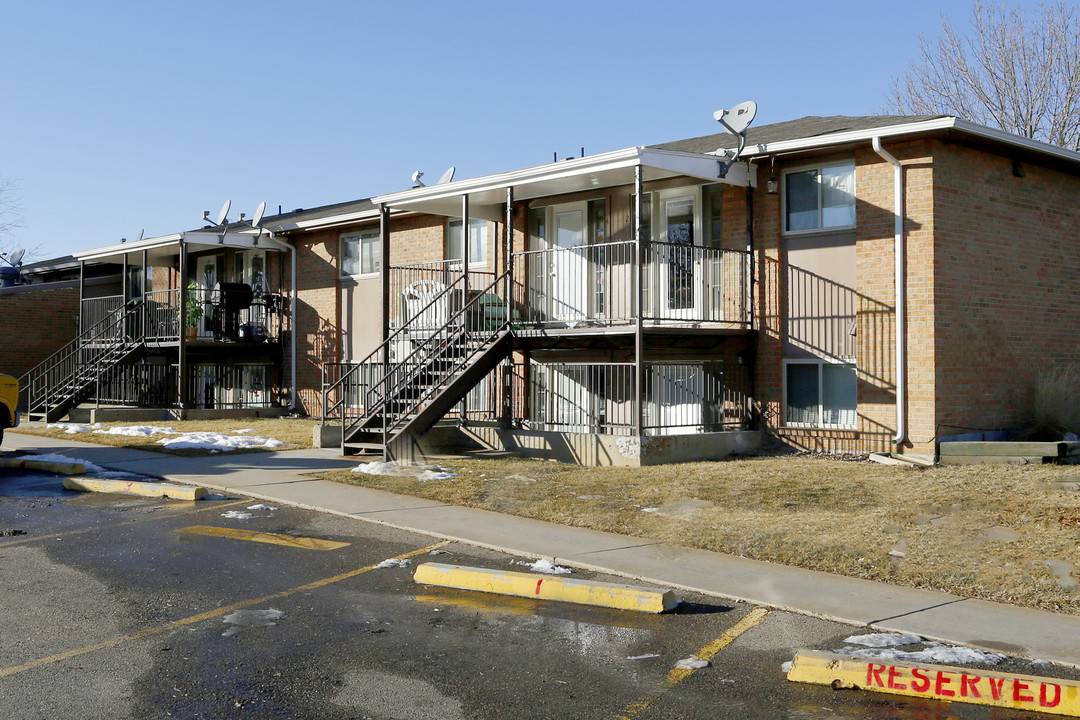 Terry Street Apartments in Longmont, CO - Foto de edificio