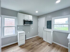 27022 Colgate St in Inkster, MI - Building Photo - Building Photo