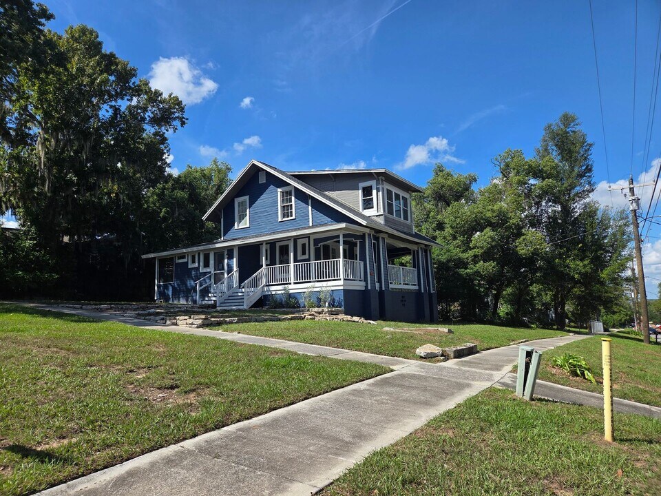 609 W Osceola St in Clermont, FL - Building Photo