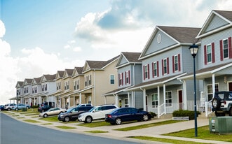 Fort Polk in Leesville, LA - Building Photo