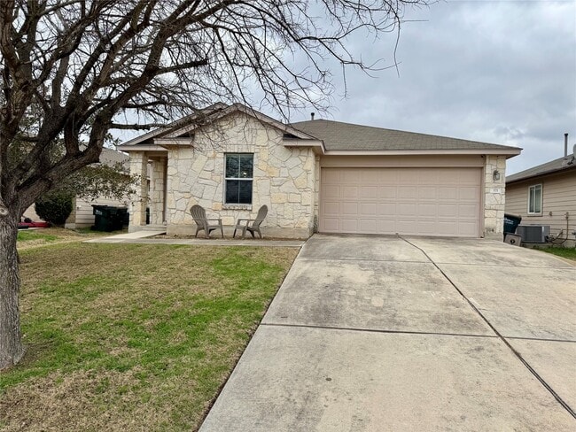 371 Nottingham Loop in Kyle, TX - Building Photo - Building Photo