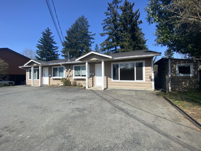 property at 2526 Rosstown Rd