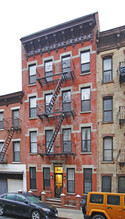 841 Kent Ave in Brooklyn, NY - Building Photo - Building Photo