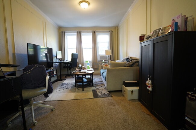 170 Kelton St in Boston, MA - Building Photo - Building Photo