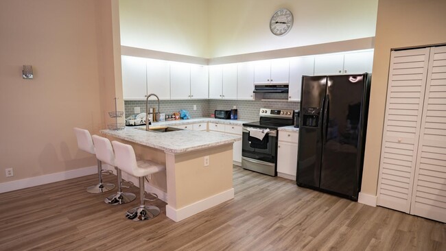 8844 Marge Ct in Boynton Beach, FL - Foto de edificio - Building Photo