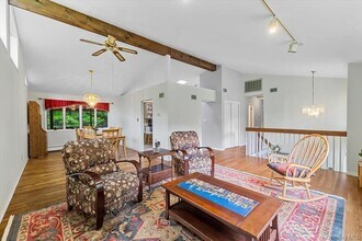 60 Smith Hill Rd in Airmont, NY - Building Photo - Building Photo