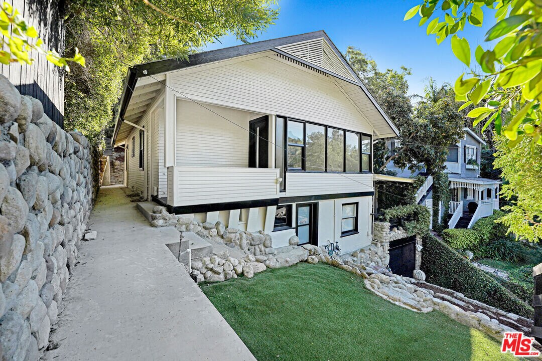 316 Crane Blvd in Los Angeles, CA - Building Photo