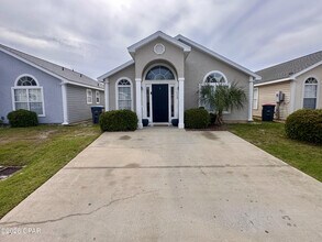 113 Seagrass Wy in Panama City Beach, FL - Building Photo - Building Photo