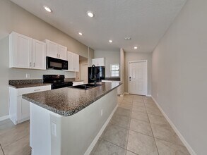 14620 Dunrobin Dr in Wimauma, FL - Foto de edificio - Building Photo