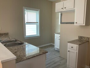 266 W Garfield St in Baton Rouge, LA - Building Photo - Building Photo