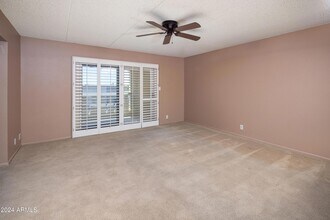 7830 E Camelback Rd, Unit A708 in Scottsdale, AZ - Building Photo - Building Photo