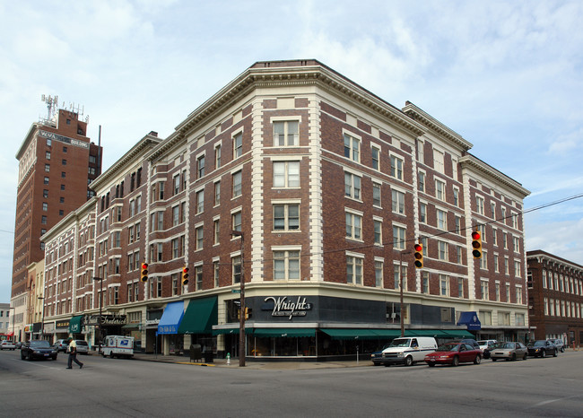 The Frederick in Huntington, WV - Building Photo - Building Photo