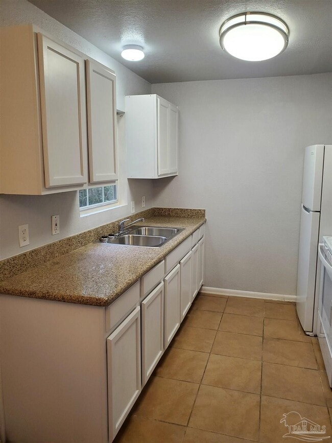 6448 Gaynell Ave in Milton, FL - Building Photo - Building Photo